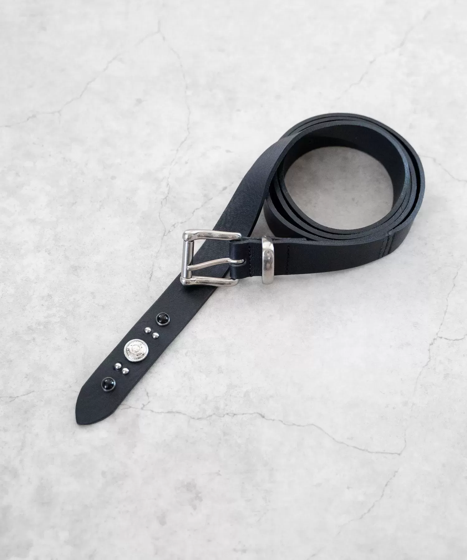 スタッズロングベルト